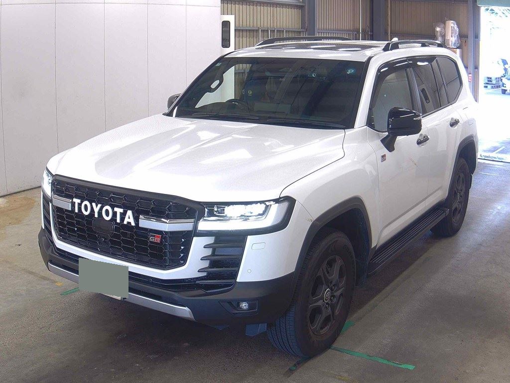 2025 TOYOTA LAND CRUISER GR SPORT photo 4