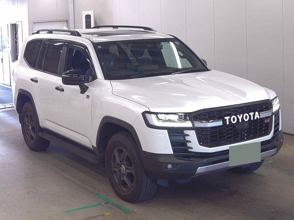 2025 TOYOTA LAND CRUISER GR SPORT