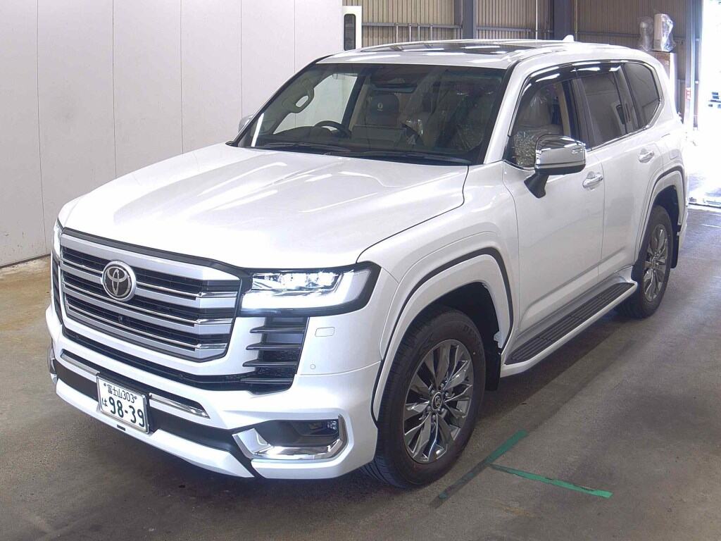 2026 TOYOTA LAND CRUISER ZX photo 4