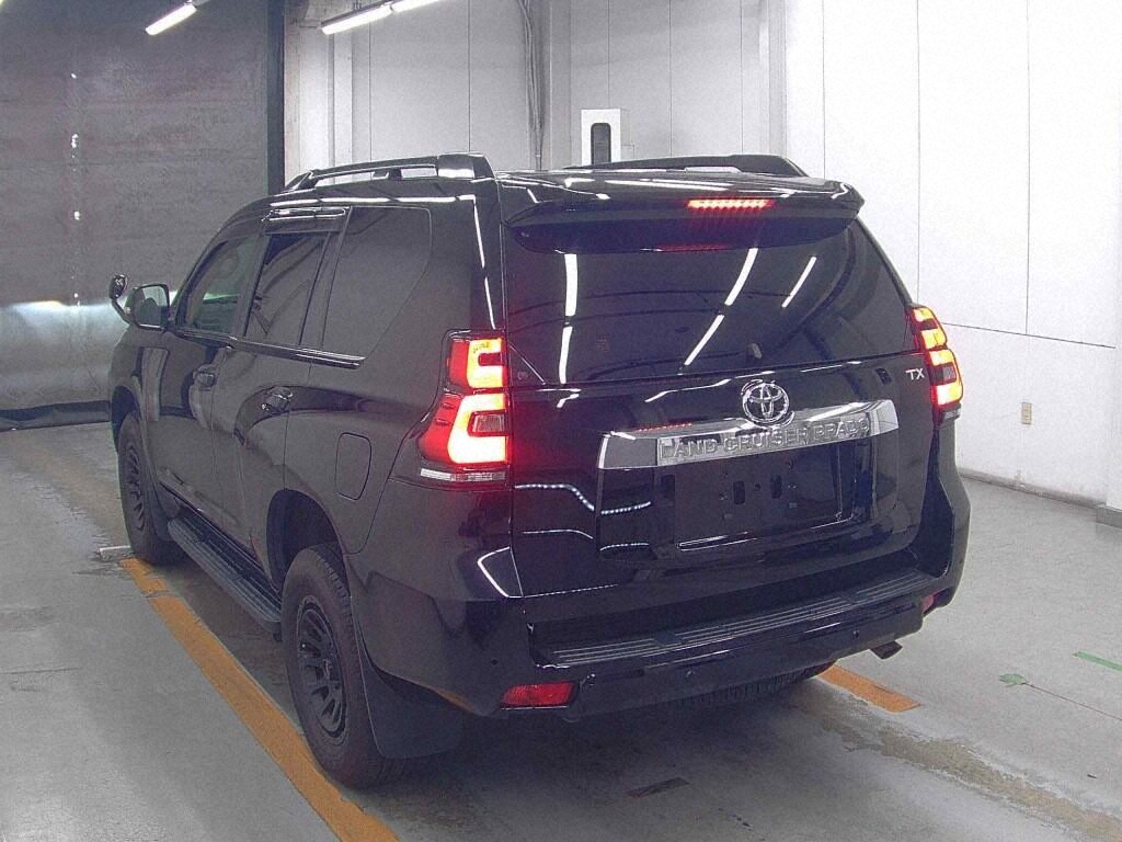 2021 TOYOTA LAND CRUISER PRADO TX L PACKAGE photo 2