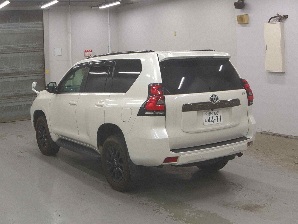 2021 TOYOTA LAND CRUISER PRADO TX L PACKAGE 70TH ANNIVERSARY LIMITED photo 2