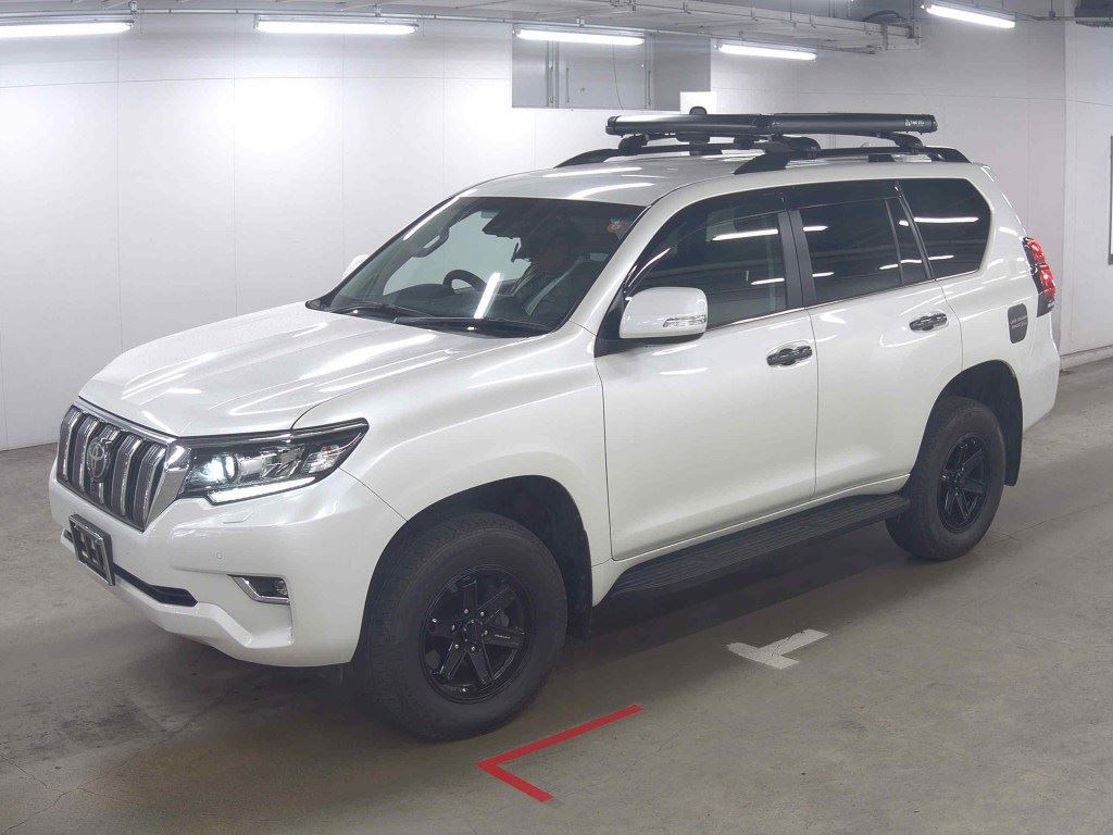 2023 TOYOTA LAND CRUISER PRADO TX L PACKAGE photo 4