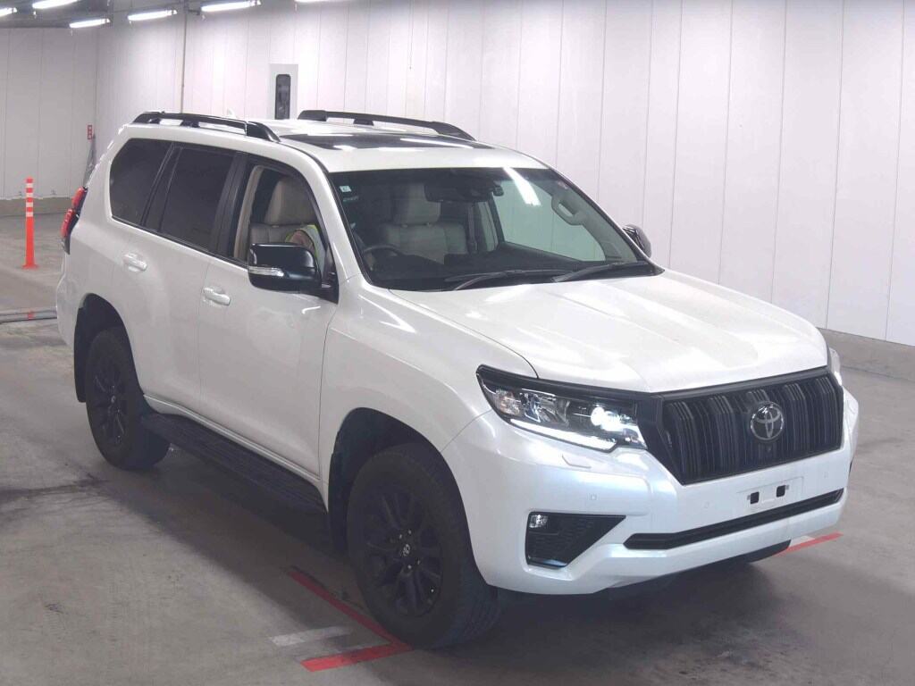 2023 TOYOTA LAND CRUISER PRADO TX L PACKAGE･MATT BLACK EDITION