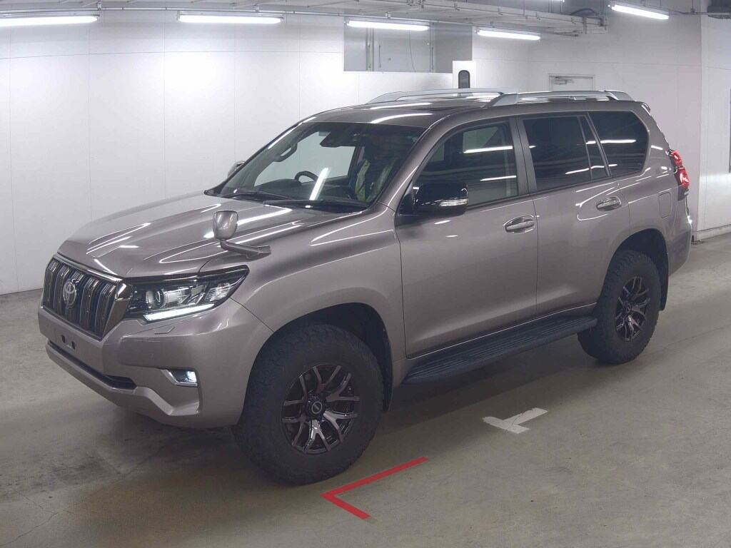 2021 TOYOTA LAND CRUISER PRADO TX photo 4