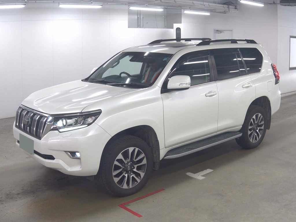 2023 TOYOTA LAND CRUISER PRADO TZ-G photo 4