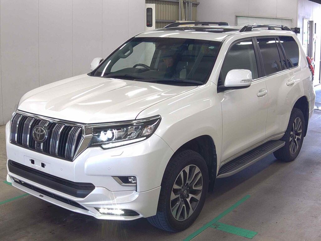 2023 TOYOTA LAND CRUISER PRADO TZ-G photo 4