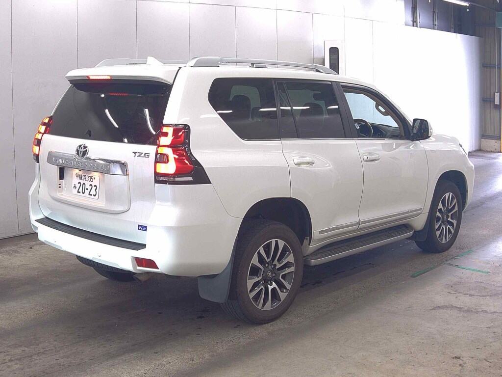 2023 TOYOTA LAND CRUISER PRADO TZ-G photo 5