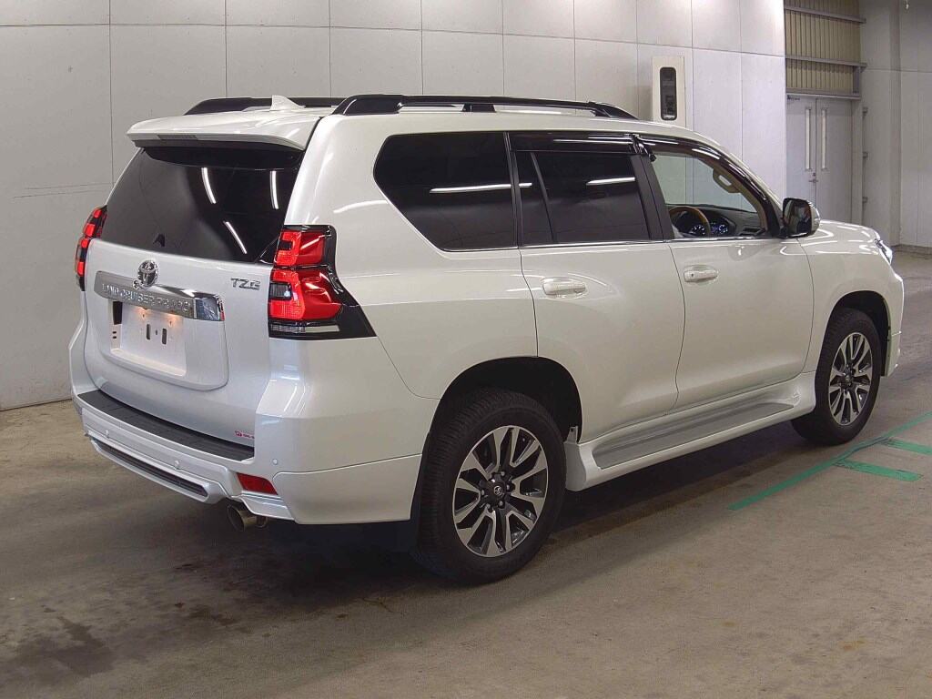 2021 TOYOTA LAND CRUISER PRADO TZ-G photo 5
