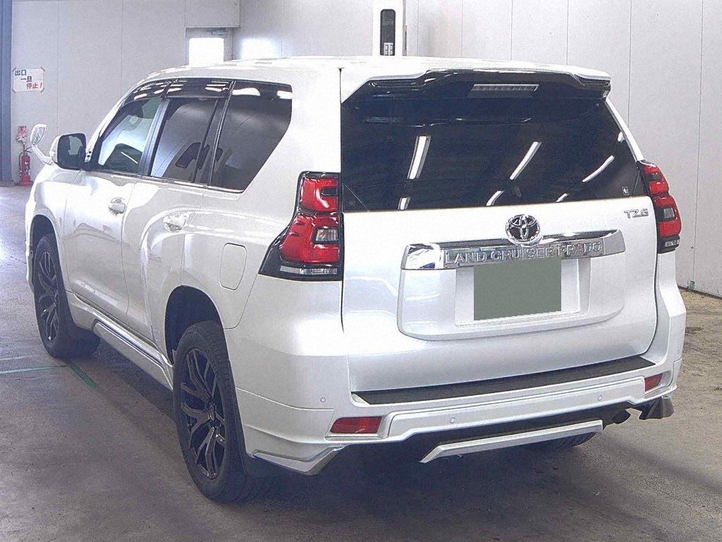 2021 TOYOTA LAND CRUISER PRADO TZ-G photo 2