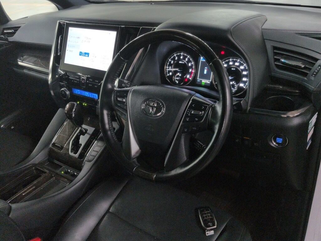 2021 TOYOTA ALPHARD 3.5 EXECUTIVE LOUNGE S photo 3