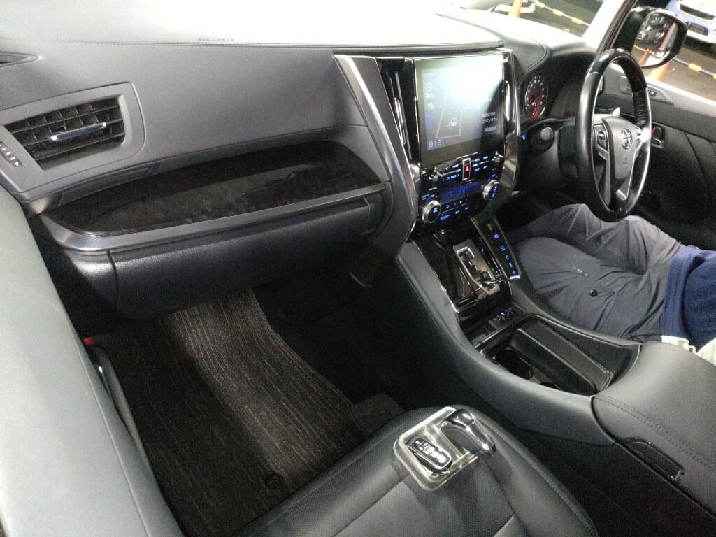2021 TOYOTA ALPHARD 3.5SC photo 3