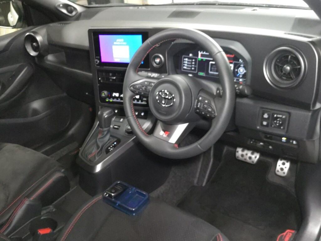 2024 TOYOTA GR YARIS RZ HIGH PERFORMANCE photo 3