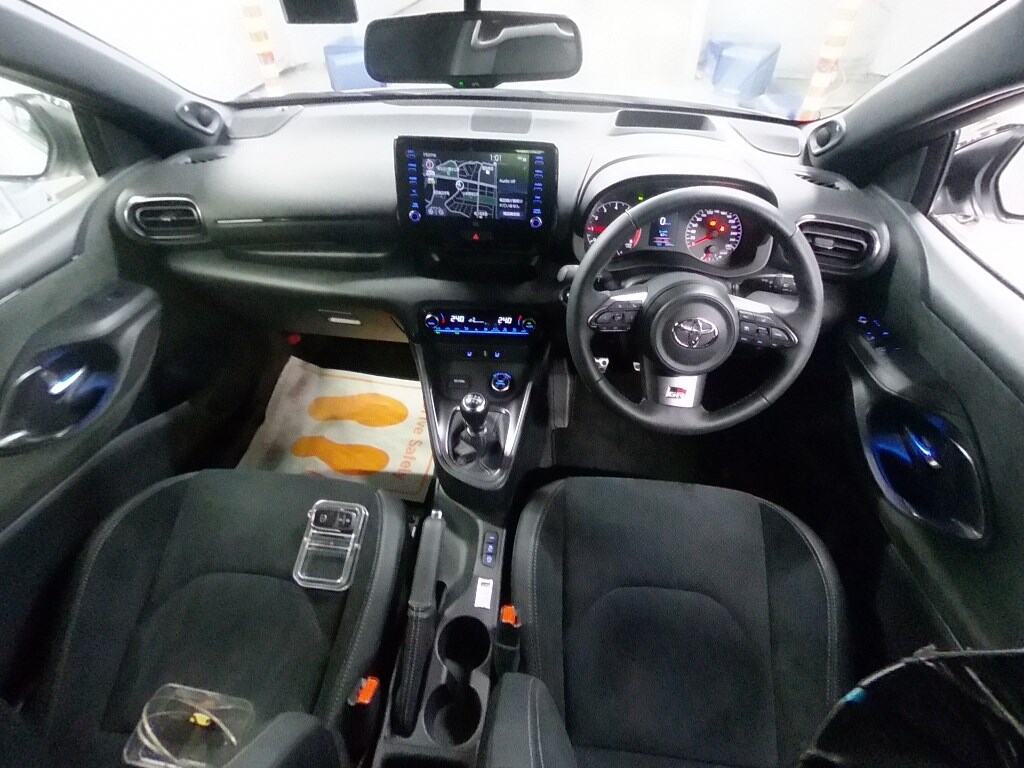 2024 TOYOTA GR YARIS RZﾊｲﾊﾟﾌｫ-ﾏﾝｽ photo 3