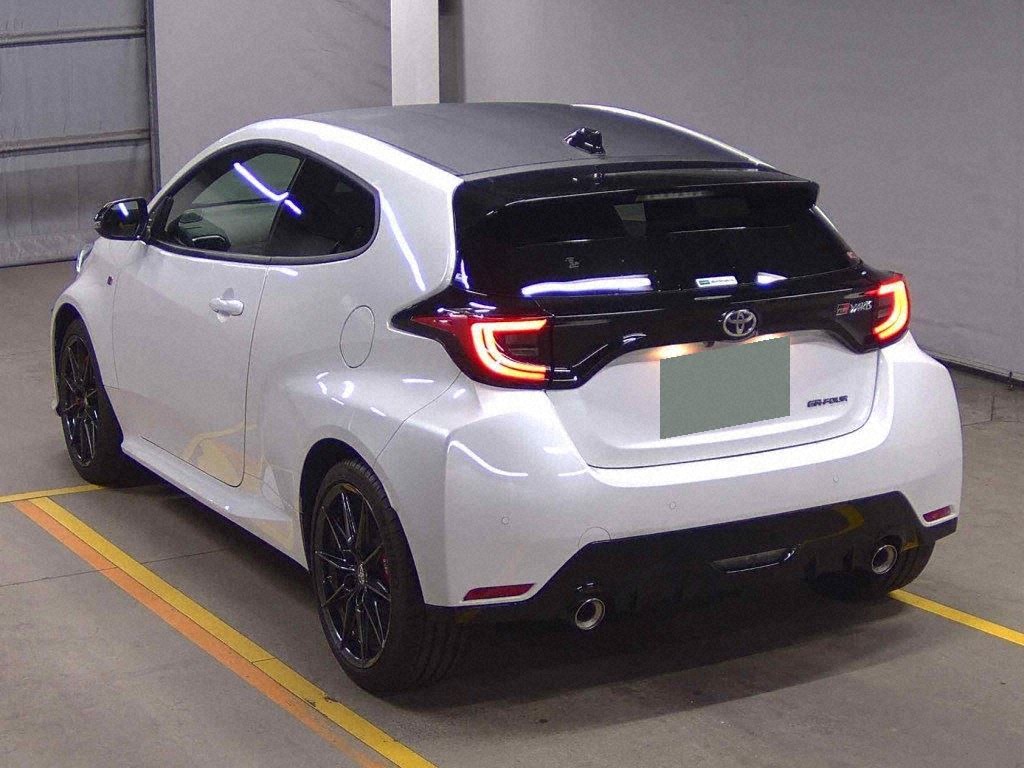 2024 TOYOTA GR YARIS RZ HIGH PERFORMANCE photo 2