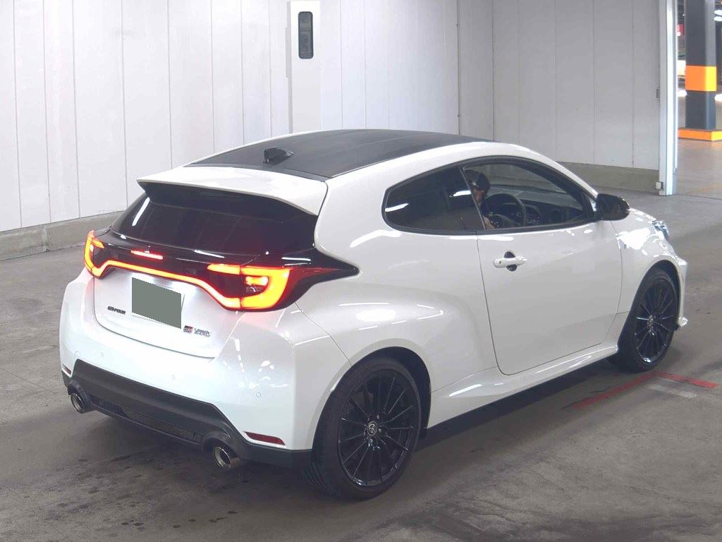2025 TOYOTA GR YARIS RC photo 5