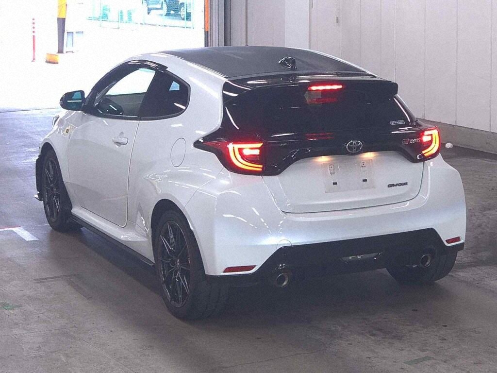 2023 TOYOTA GR YARIS RZ HIGH PERFORMANCE photo 2