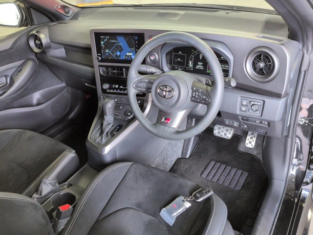 2025 TOYOTA GR YARIS RZ HIGH PERFORMANCE photo 3