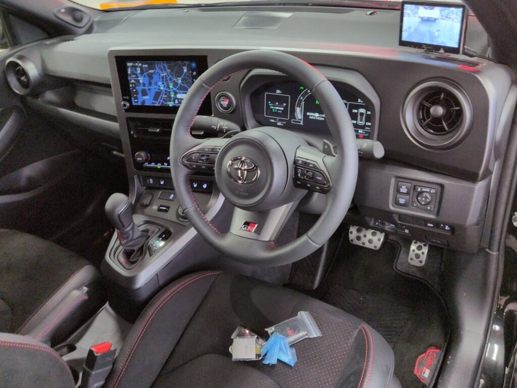 2025 TOYOTA GR YARIS RZ HIGH PERFORMANCE photo 3