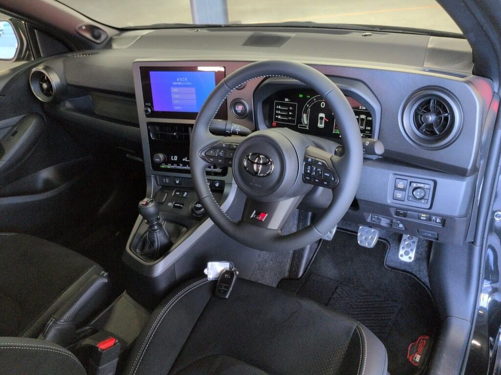 2025 TOYOTA GR YARIS RZ HIGH PERFORMANCE photo 3