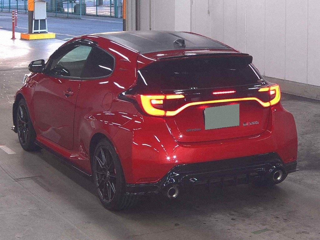 2025 TOYOTA GR YARIS RZ HIGH PERFORMANCE photo 2