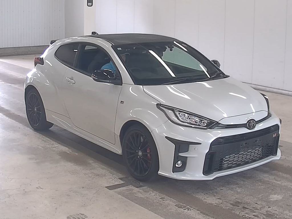2021 TOYOTA GR YARIS RZ