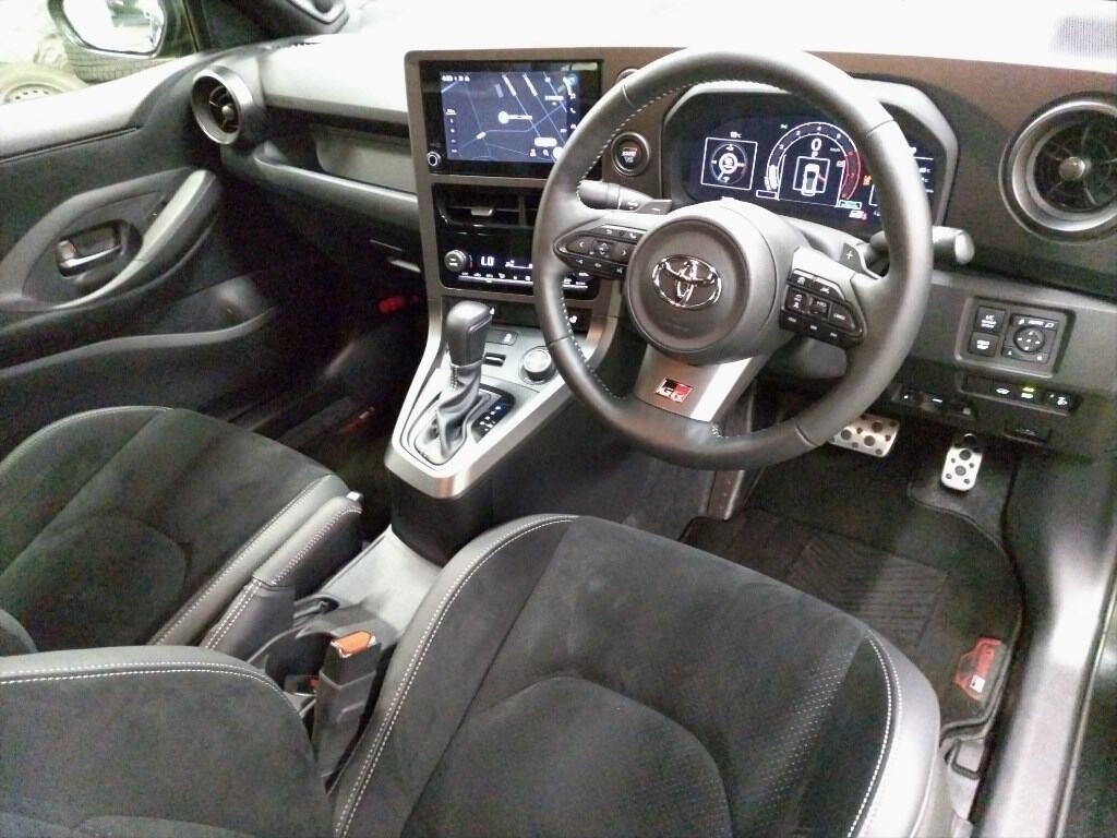 2025 TOYOTA GR YARIS RZ HIGH PERFORMANCE photo 3