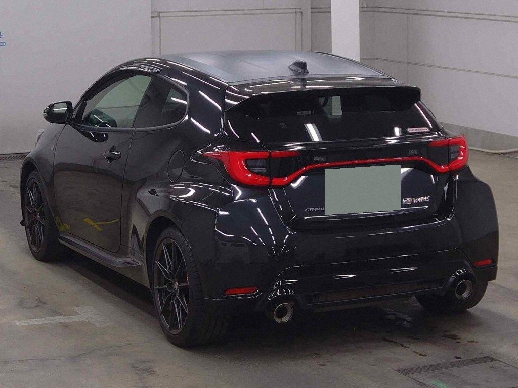 2025 TOYOTA GR YARIS RZ HIGH PERFORMANCE photo 2