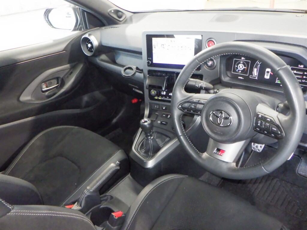 2024 TOYOTA GR YARIS RZﾊｲﾊﾟﾌｫ-ﾏﾝｽ photo 3