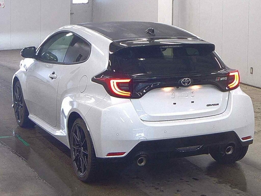 2021 TOYOTA GR YARIS RZ HIGH PERFORMANCE photo 2