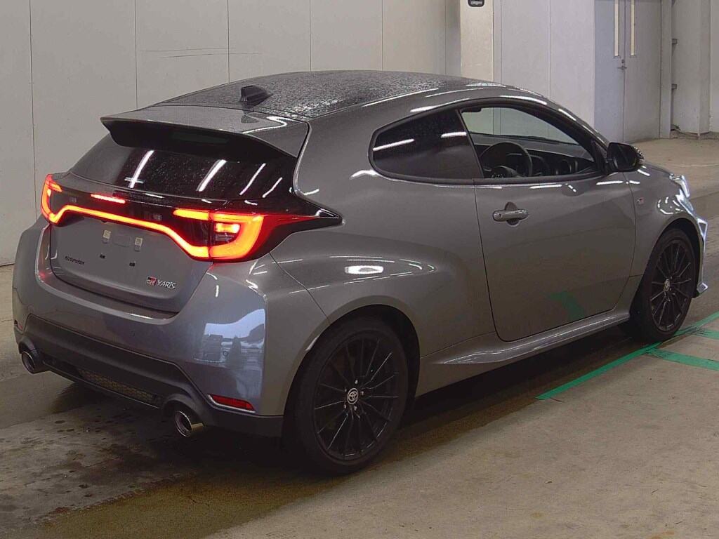 2025 TOYOTA GR YARIS RZ photo 5
