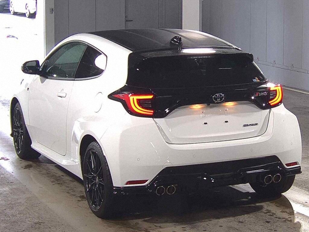 2021 TOYOTA GR YARIS RZ HIGH PERFORMANCE photo 2