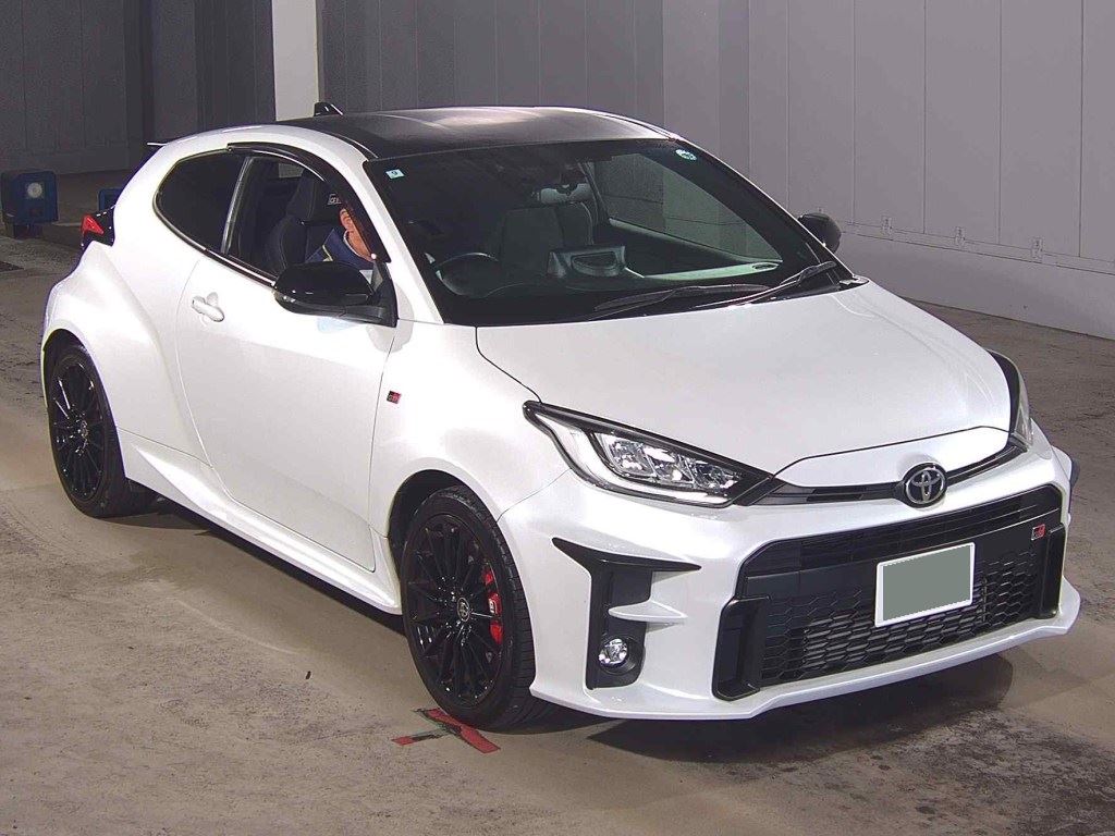 2021 TOYOTA GR YARIS RZ