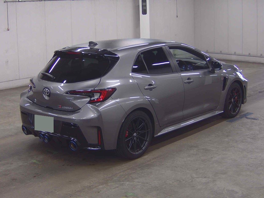 2025 TOYOTA GR COROLLA RZ photo 5