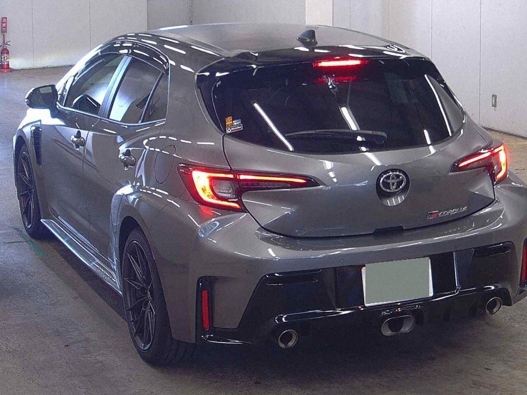 2025 TOYOTA GR COROLLA RZ photo 2