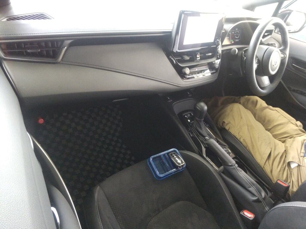 2025 TOYOTA GR COROLLA RZ photo 3