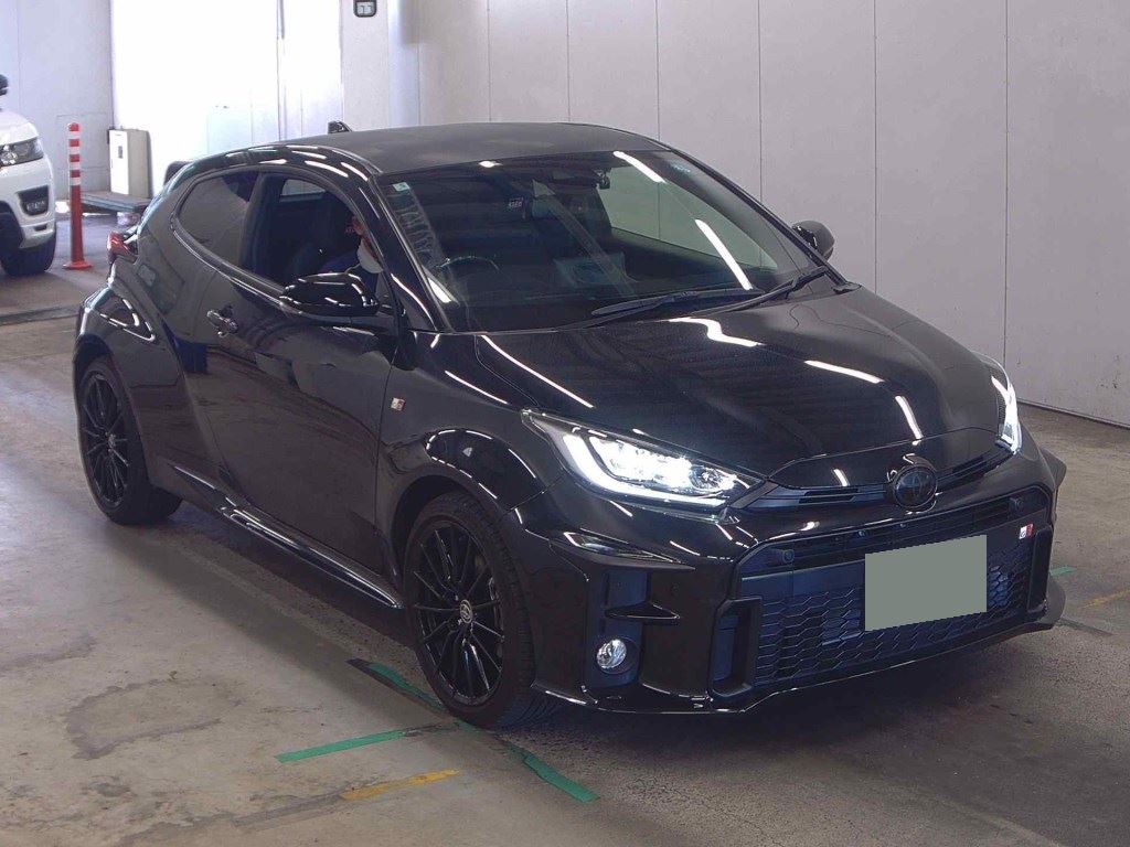 2023 TOYOTA GR YARIS RS