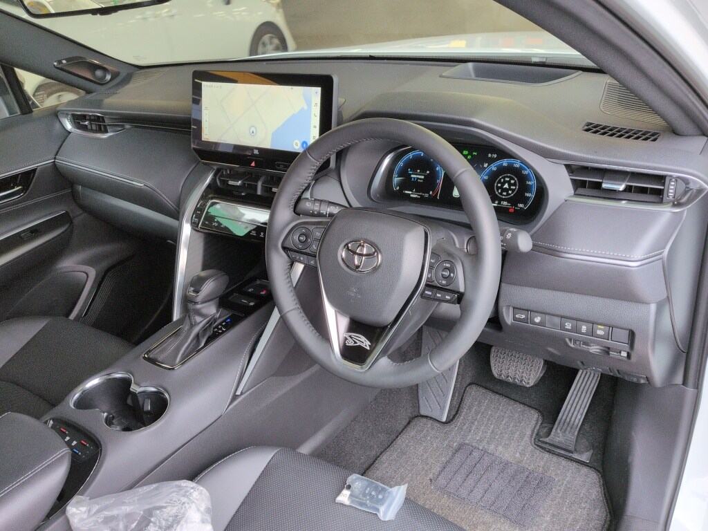 2022 TOYOTA HARRIER Z LEATHER PACKAGE photo 3