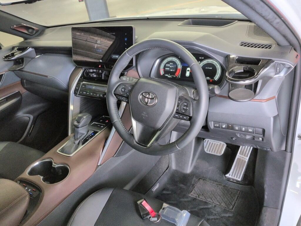 2024 TOYOTA HARRIER Z LEATHER PACKAGE photo 3