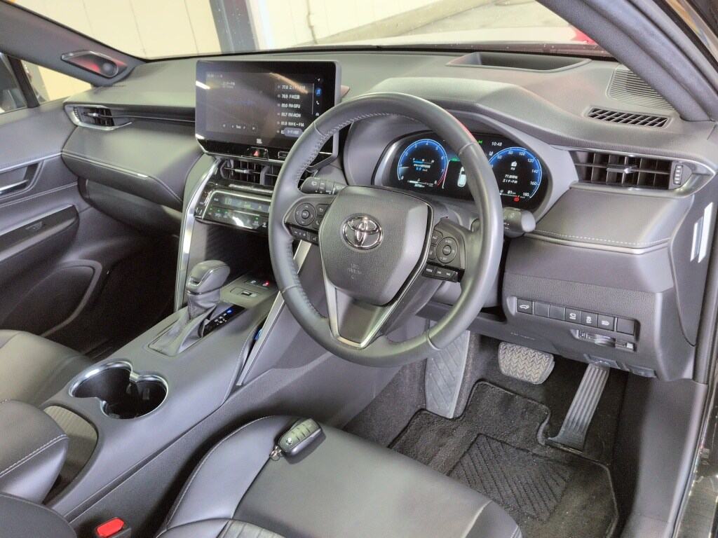2023 TOYOTA HARRIER Z photo 3