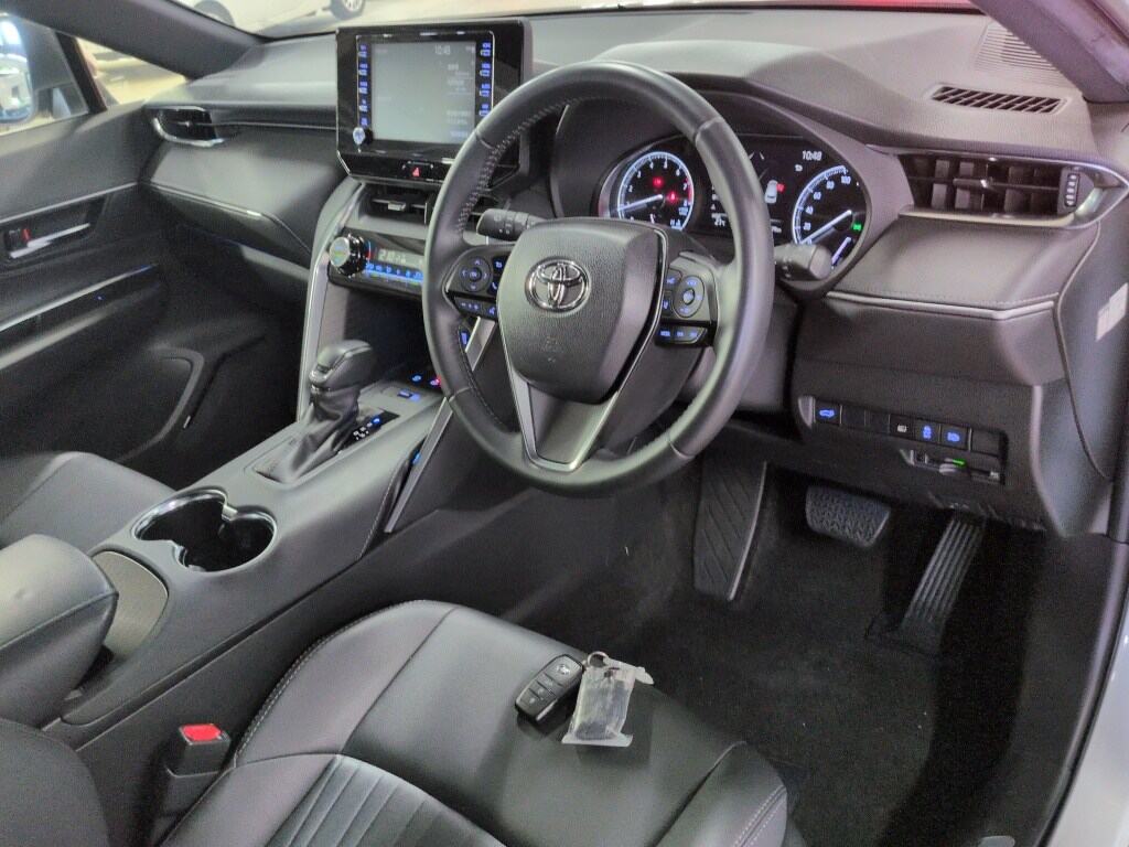 2021 TOYOTA HARRIER G photo 3