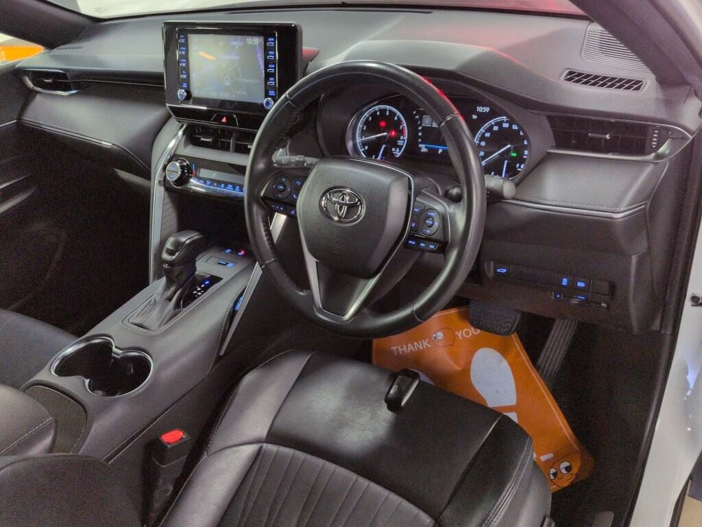 2021 TOYOTA HARRIER G photo 3