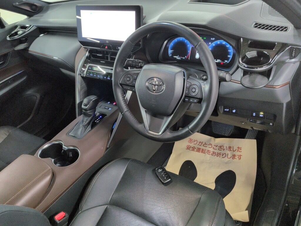 2023 TOYOTA HARRIER Z LEATHER PACKAGE photo 3