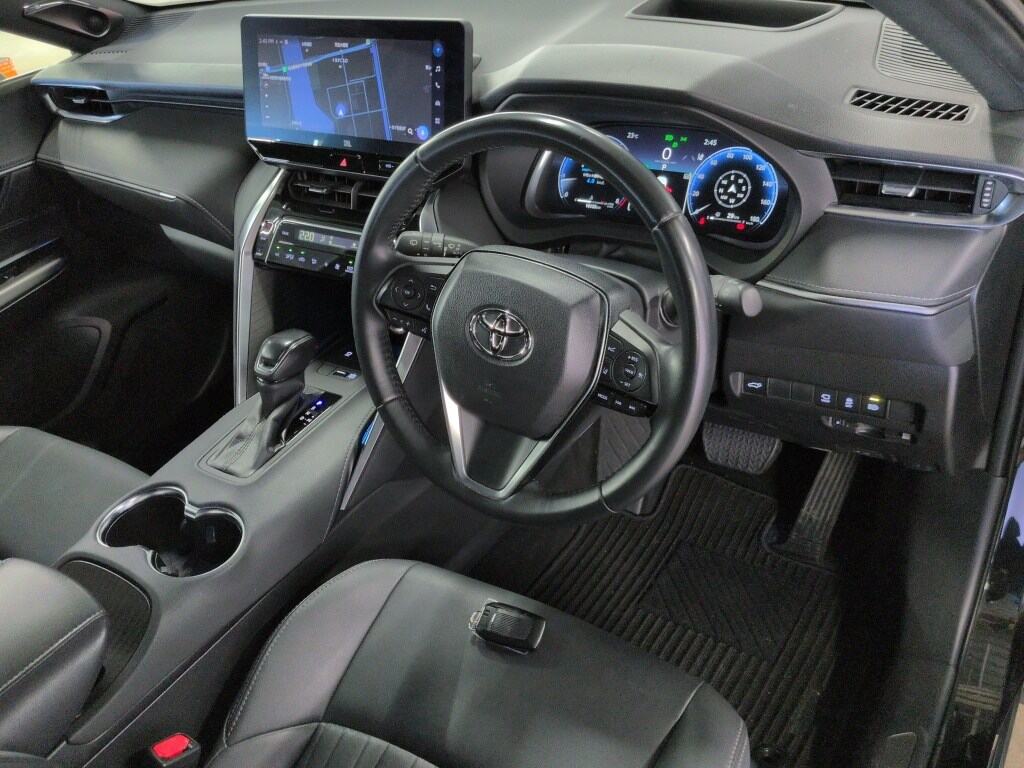 2023 TOYOTA HARRIER Z photo 3