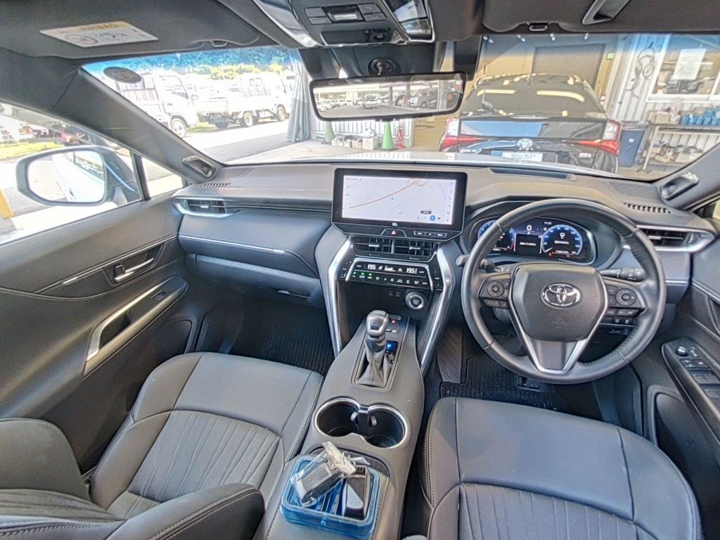 2024 TOYOTA HARRIER Z photo 3