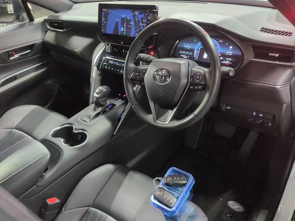 2023 TOYOTA HARRIER G photo 3