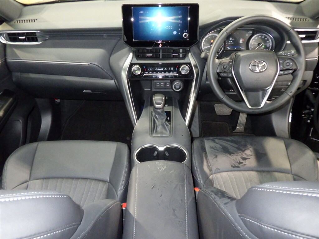 2024 TOYOTA HARRIER G photo 3
