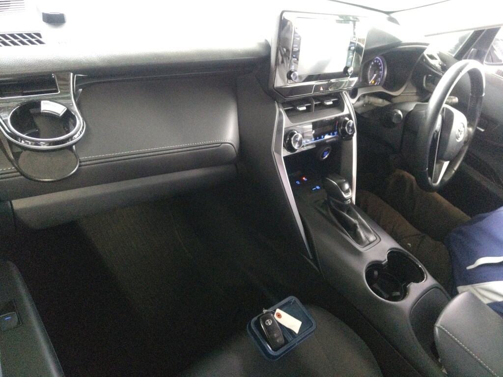 2022 TOYOTA HARRIER S photo 3
