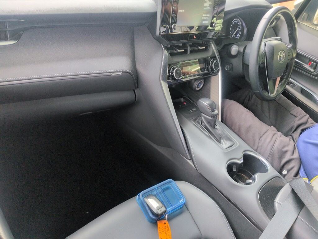 2022 TOYOTA HARRIER G photo 3