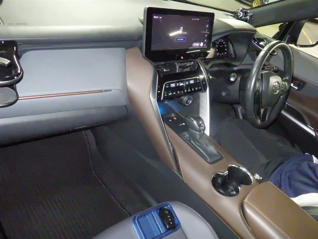 2023 TOYOTA HARRIER G photo 5