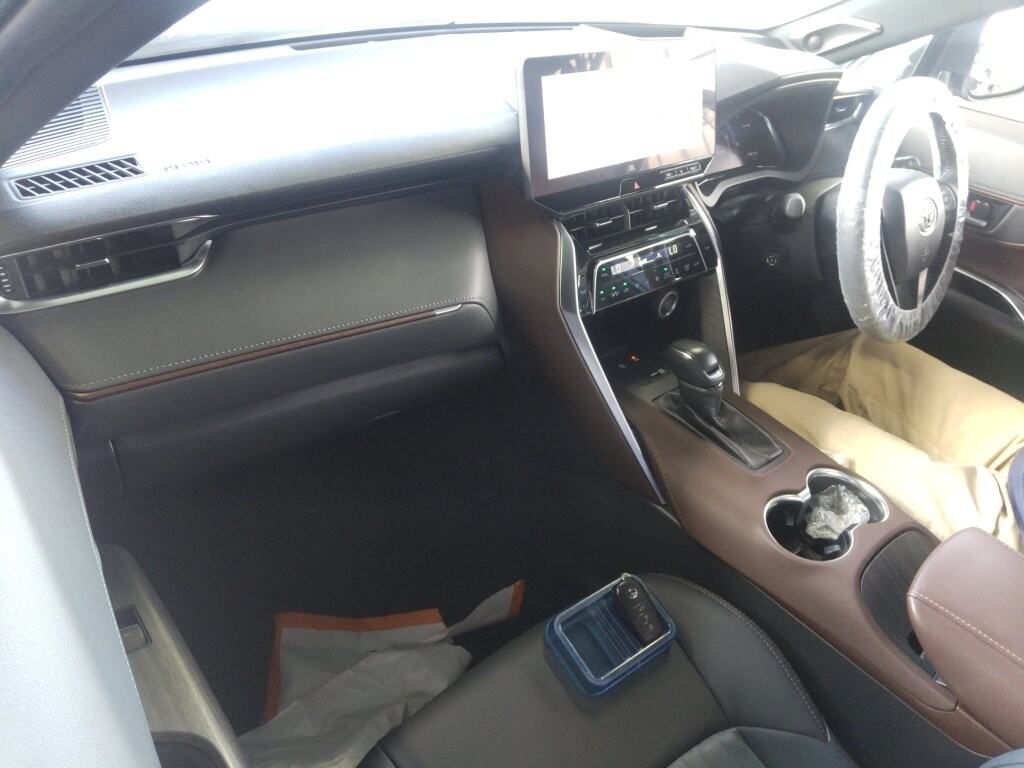 2023 TOYOTA HARRIER Z photo 3